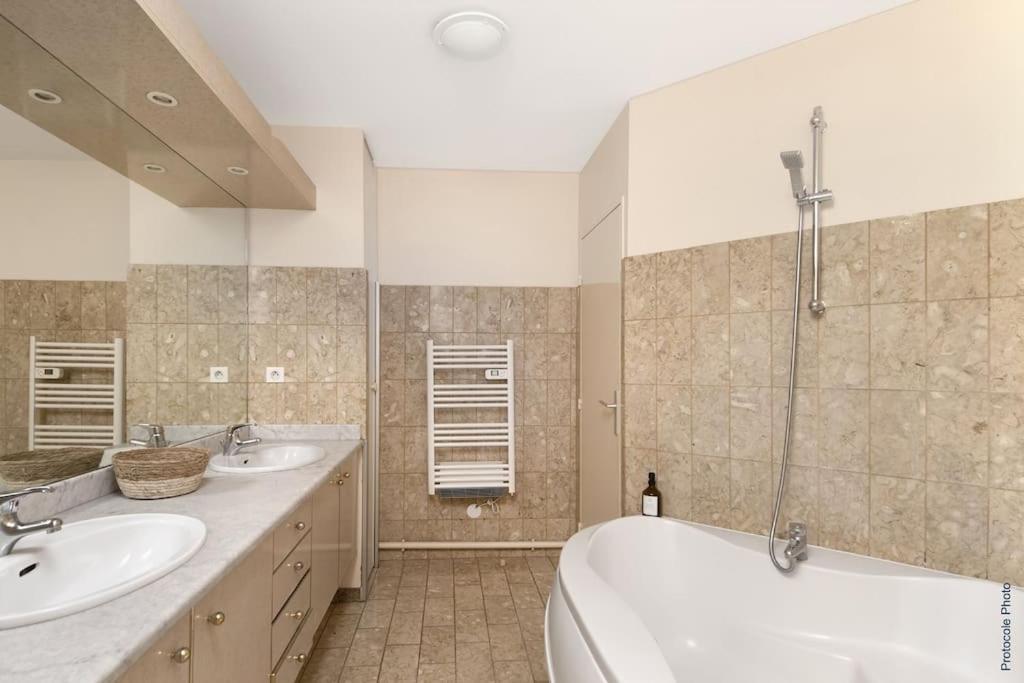 Nocnoc - Le Pargamin - Large Duplex Place Saint-Pierre Toulouse Kültér fotó